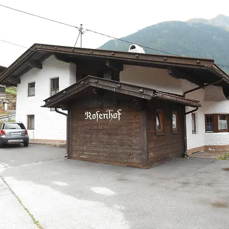 Haus Rosenhof アパート *